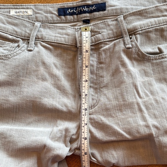 DRIFTWOOD Light Gray Women's Skinny Jeans with Floral Embroidery - Picture 9 of 10